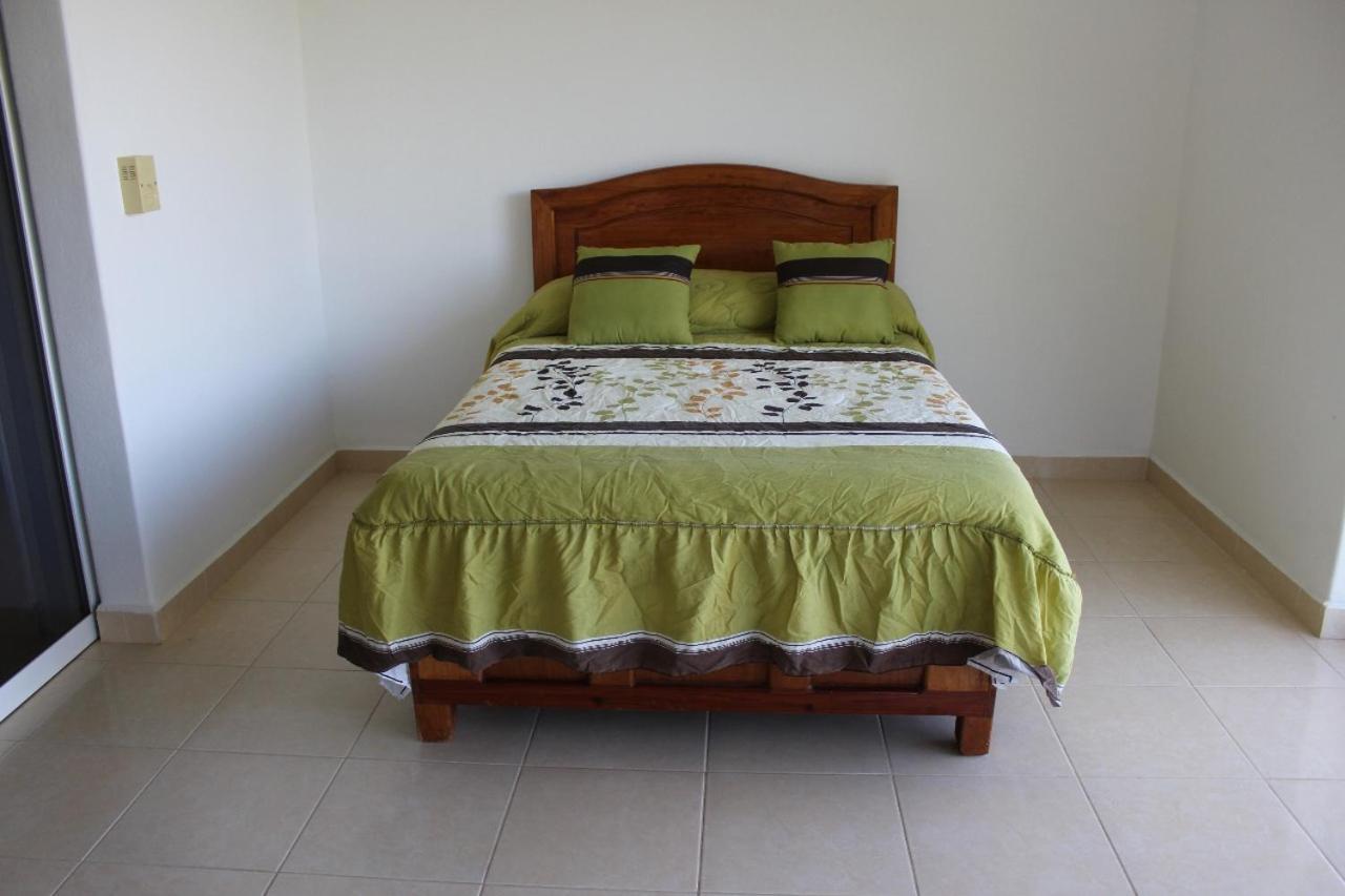 Sunset House Apartahotel 2*