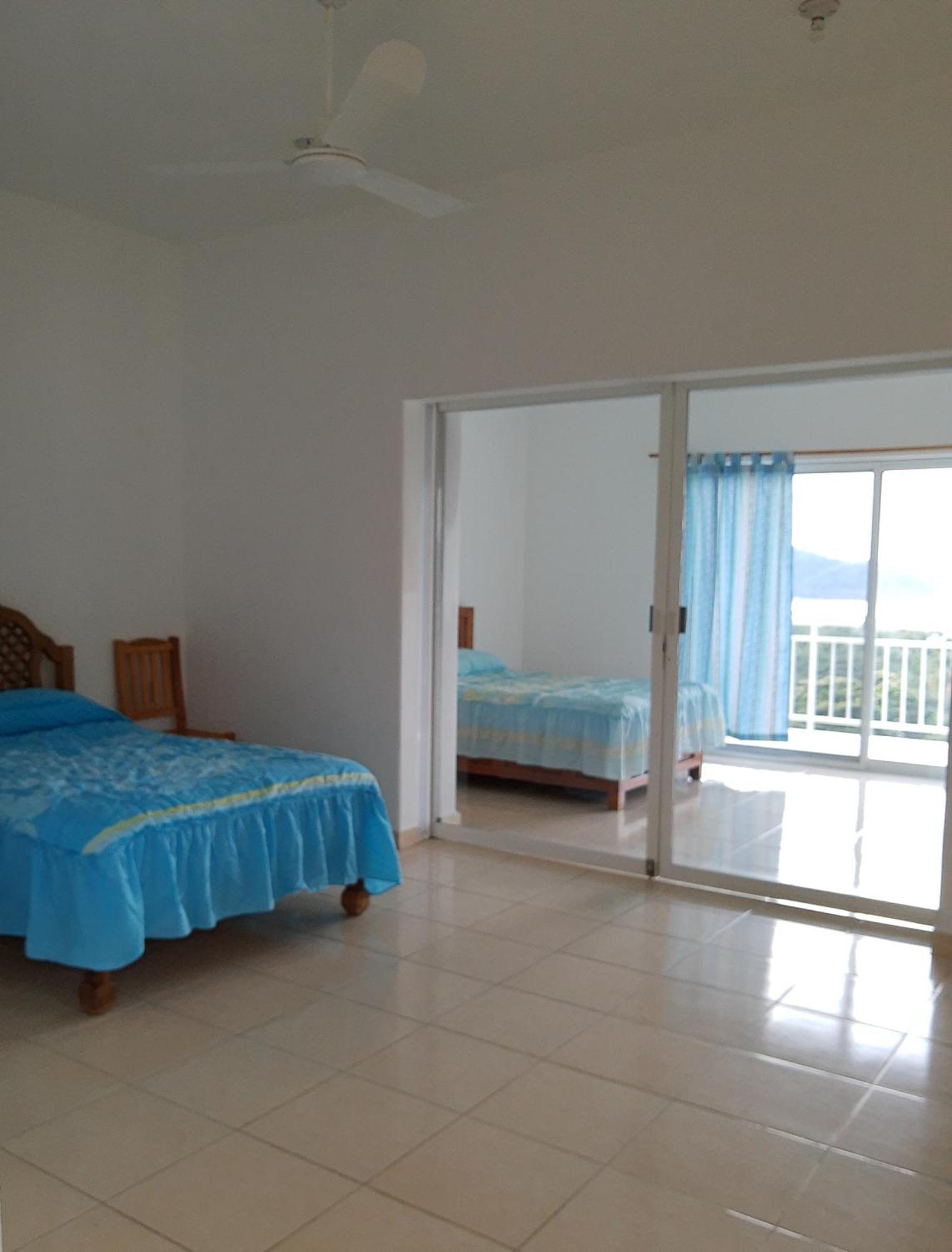 Sunset House 2* Zihuatanejo